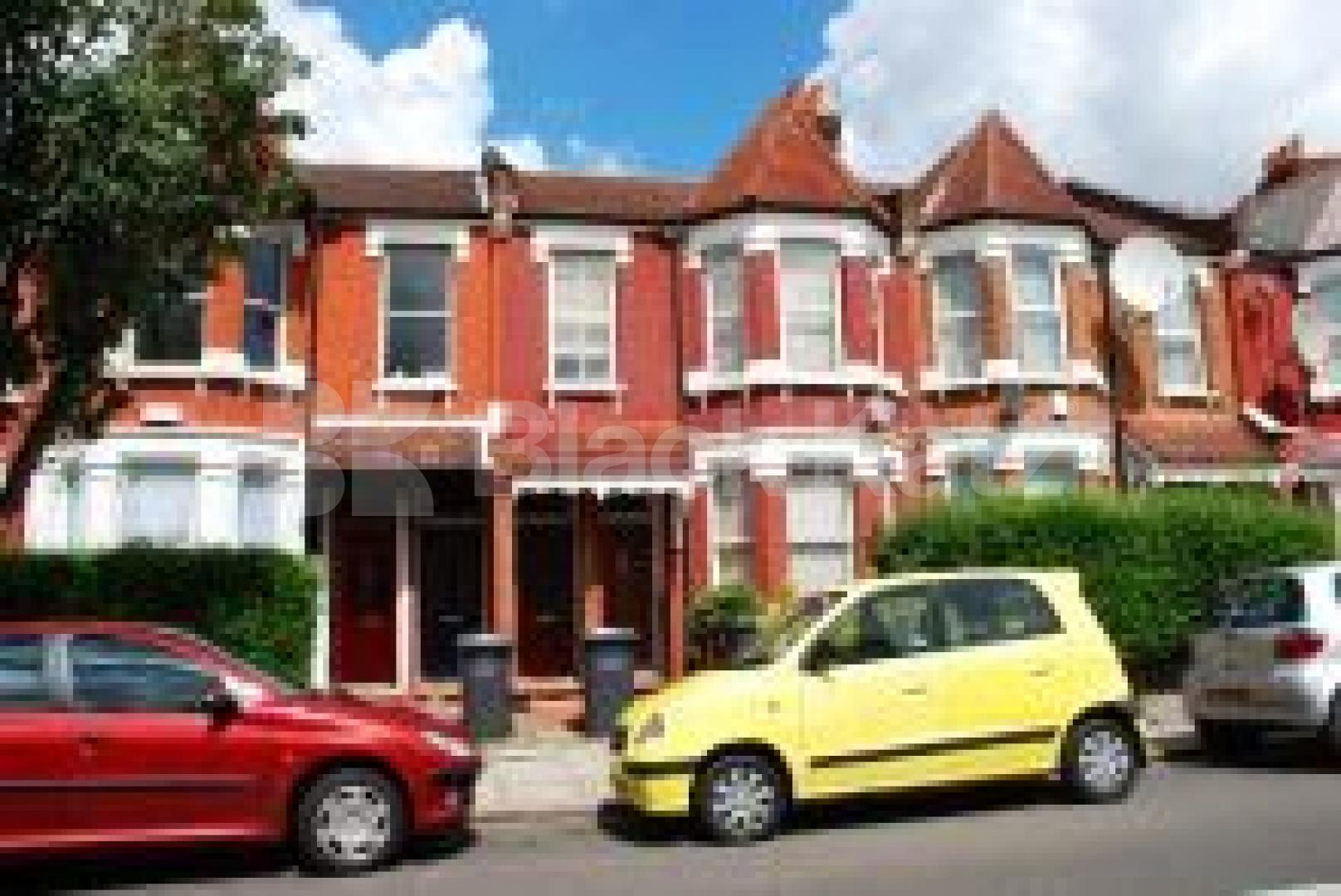 			NEW INSTRUCTION!, 4 Bedroom, 1 bath, 1 reception Maisonette			 Maryland Road, WOOD GREEN